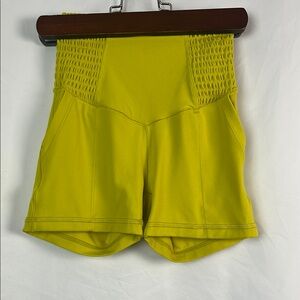 Offline by Aerie High Waist Yellow real me  shortie smocked Shorts XS